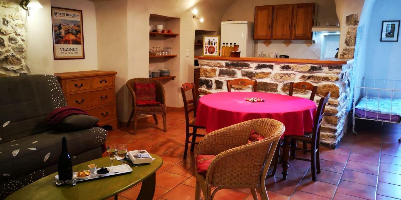 Les Jardins Du Mas Evesque Bed & Breakfast Rousson  Dış mekan fotoğraf