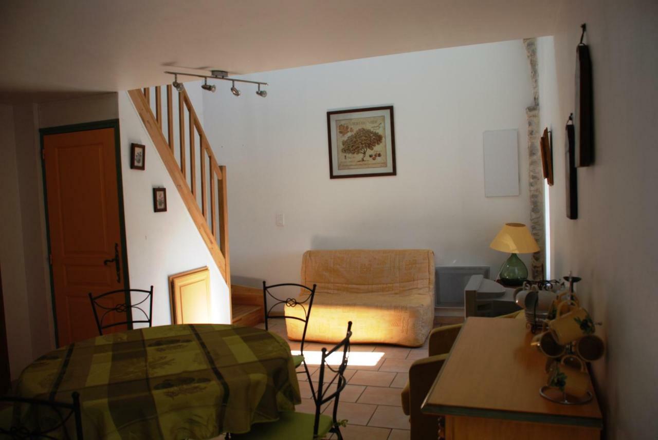 Les Jardins Du Mas Evesque Bed & Breakfast Rousson  Dış mekan fotoğraf