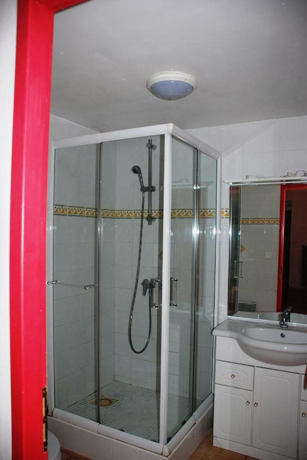 Les Jardins Du Mas Evesque Bed & Breakfast Rousson  Dış mekan fotoğraf
